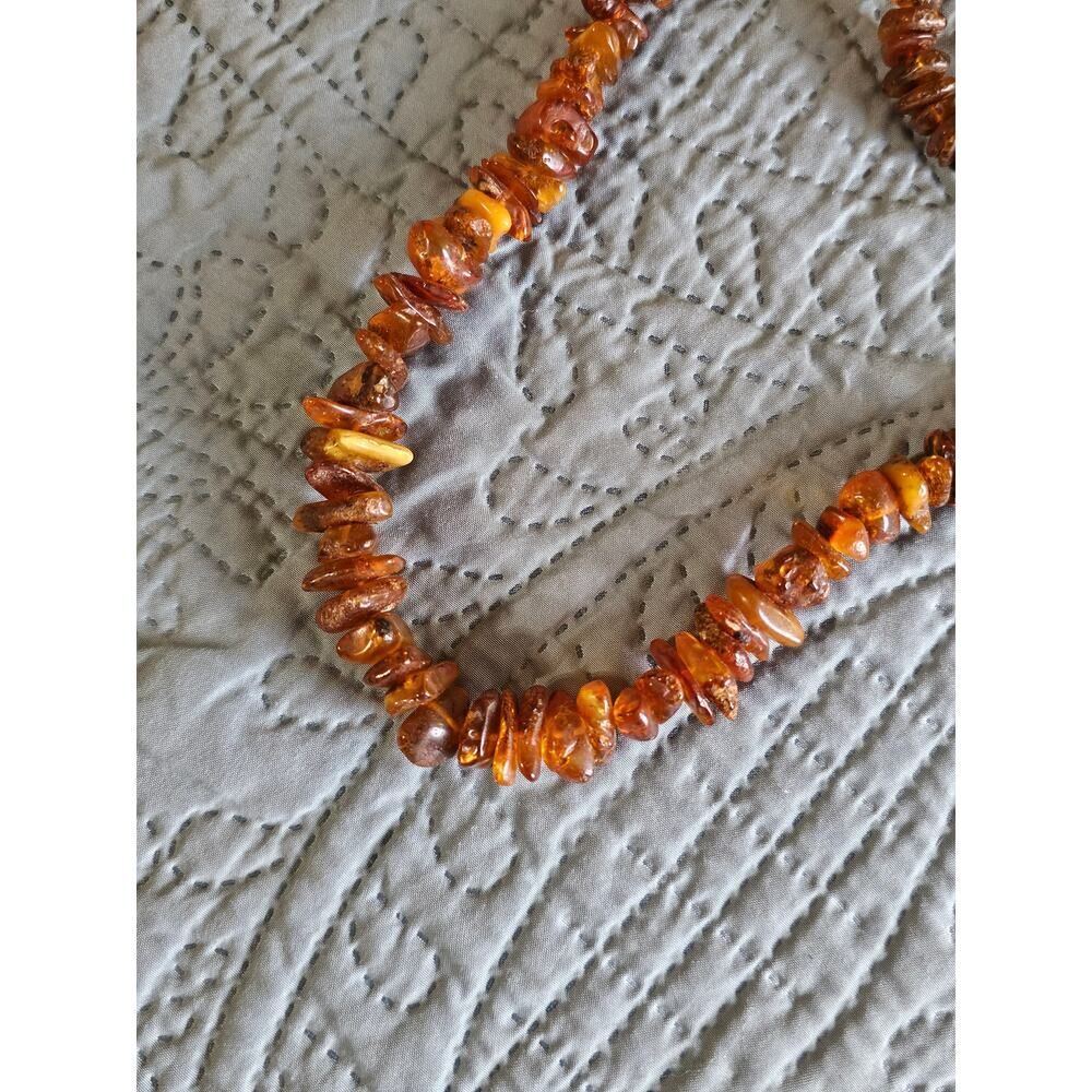Vtg Natural Baltic Amber Necklace 54g Raw Polished Honey Cognac Chips Genuine - Picture 5 of 7